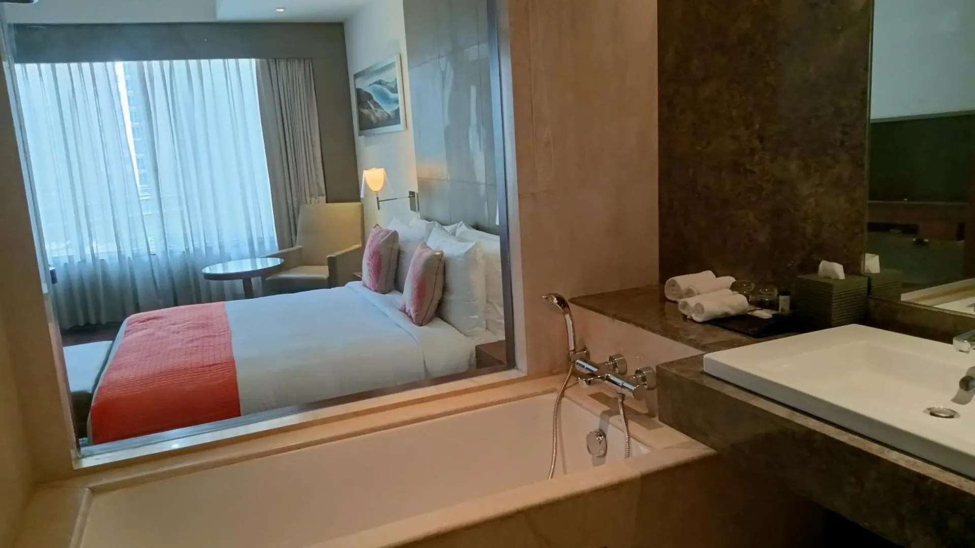 Hotel The Anya Hotel-Golf Course Road Gurgaon