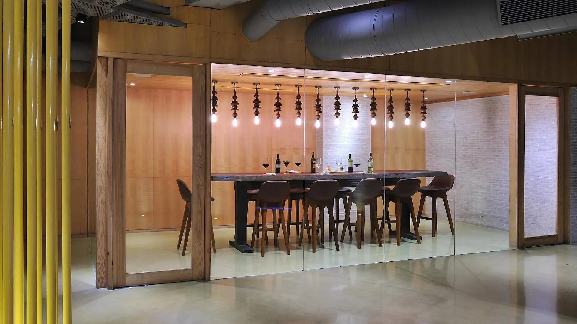 The Anya Hotel-Golf Course Road Gurgaon Hotel