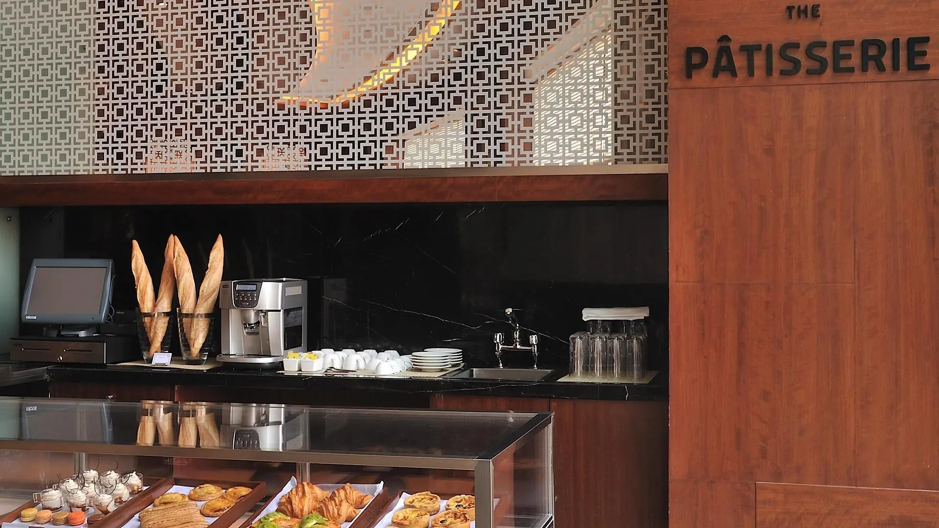 The Anya Hotel-Golf Course Road Gurgaon