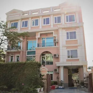 Hotel Royal Iffco Chowk